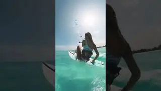 Kitegirls just wanna have fun! 🤯😍 🎥  @insta360