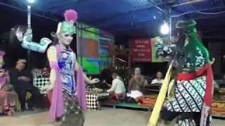 Indah Gemulai Tari Topeng Menyan Putih 