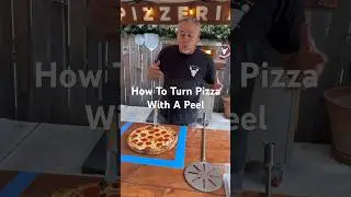 How To Turn Pizza With A Peel 🍕 #pizza #pizzatime #pizzamaking #pizzalover #pizzatower #food