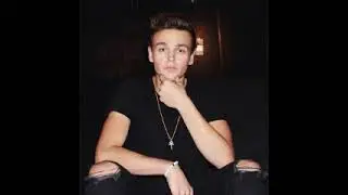 Hark! The Herald Angels Sing (Jonah Marais Video)
