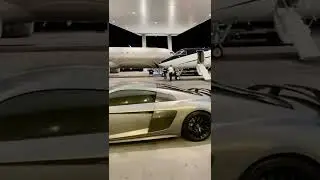 🛩 Private Jet Delivery (Grant Cardone)