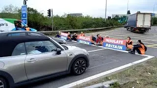 BBC News | M25 Roadblock | 13 September 2021 | Insulate Britain