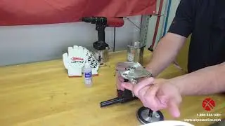 LOBSTER NIA2 RIVET NUT SETTER: HOW TO PROPERLY INSPECT THE HYDRAULIC OIL ON A LOBSTER PNEUMATIC TOOL