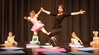 Acro Yoga Performance by 3-4 y.o. kids. For the first time on a big stage