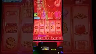 Money Bags DELIVERS RED SCREEN #slots #bonus #casino