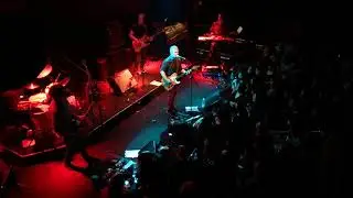 ΠΕΡΙΜΕΝΩ - ΠΑΥΛΟΣ ΠΑΥΛΙΔΗΣ & Β-MOVIES