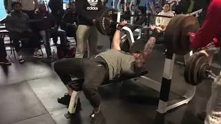 Amazing Fitness Bench Press Competition