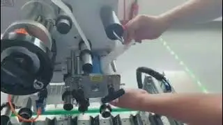For a customized lipstick labeling machine, how to put on label?