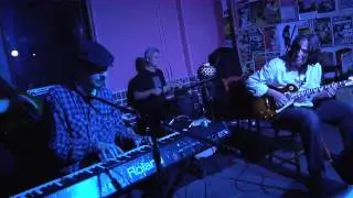 Julian Fauth: Blues for Mel Brown