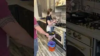 LOL😂 She didn&rsquo;t even realize, what happened!🤣 #shorts #funny #lol #family #joke #lmao