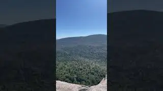 The views from Roger&rsquo;s Ledge never disappoint #newhampshire #hiking #whitemountains