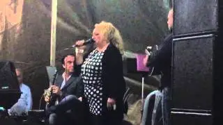 Βάσω Χατζή Πάνος Πλακιάς  Κρύφτηκες στο ποτήρι μου