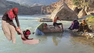 Azar's plans and throwing Zahra into the water and searching for parents to find Zahra