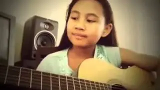 Raumata Tetuanui singing E REO HEVA (Barthélémy)