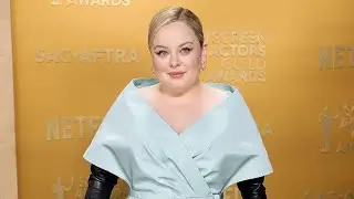 Nicola Coughlan Serves Old Hollywood Glamour with a Twist! in Waist-Cinching Dres at 2025 SAG Awards