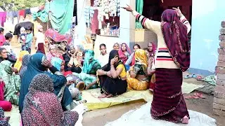 Nach kud geet | महरूम साड़ी में भाभी जी का मस्त नाच | न पहनूं काली कोर को lahnga