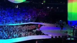 Ariana Grande - Break Free | O2 Arena Prague | 09/04/2019