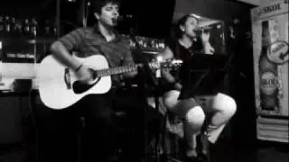 Retr&ocirc; - Torn (cover)