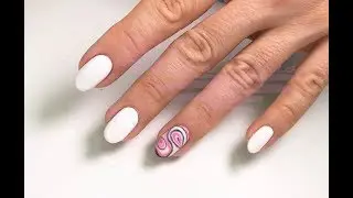 Nail art: bianco effetto zucchero