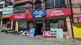 Subiendo a la ciudad de El Alto por la Avenida Mario Mercado