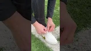 How to remove the tongue on Nike R10