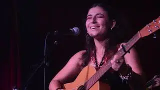 Cori Strell & The Honeys – Magnolia Tree