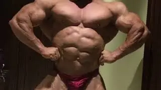 Hadi Choopan posing