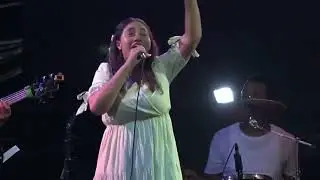 🔥🙌INCREIBLE!!! TIENES QUE ESCUCHAR COMO ADORA ESTA MUJER DE DIOS - CHARINA JIMENEZ