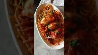 Tasting Italian food cooked by an 88 year old grandma 👵🏻 !