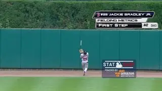 BOS@DET: Statcast tracks Bradley's amazing catch