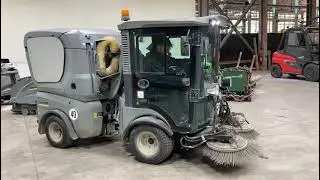 2019 K&auml;rcher MC-130 street sweeper - Auction 46904 - Lot 492