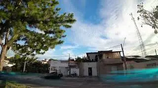 Sobrevoando com drone de 5 polegadas perto de casa 