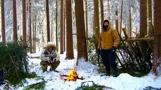 Bushcraft Shelter Camping in Below Zero Temperatures | Winter Storm
