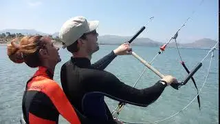 Michael y Viktoria first day kite lessons in Mallorca Pollensa Beach in May