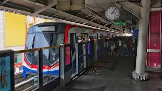 รถไฟฟ้า BTS ไอรอนแมนเข้าเมืองแล้ว {ชิดลม-สยาม} EMU-A2 56