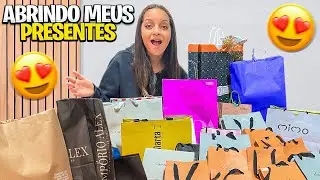ABRINDO MEUS PRESENTES DE 15 ANOS