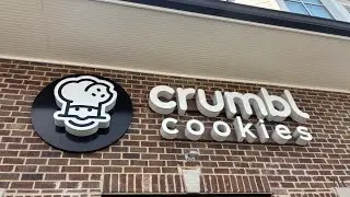 My honest Crumbl cookie review 🔥🔥🔥🔥🔥#coupleedition #firstvlog 