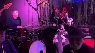 Jammin at Caf&eacute; Negril French St., New Orleans with John Lisi and Delta Funk and Silky Silk 2