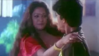ചേച്ചി എല്ലാം പഠിപ്പിച്ചു തരാം , നീ  അതുപോലെ ചെയ്തു തന്നാൽ മതി | Maami Movie Scenes | Big One Media