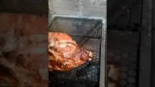 Pernilzinho de Natal assado em fogo de lenha tudo de bom