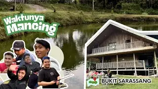 Sekumpulan pemuda yg memancing sampai malam mencari ikan karna mereka kesulitan untuk mencari makan