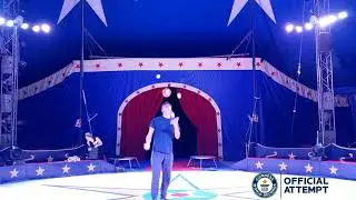 Michael Ferreri Most touches of a ball with the head while juggling 5 balls (2021)