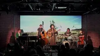 Daisy Chute - Lion Eyes
