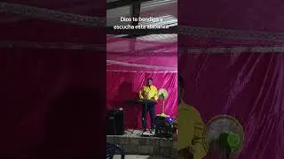 Escucha esta alabanza muy viejita pero muy hermosa