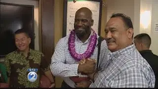 Former NFL star Simmons shares personal journey with diabetes