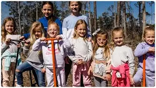 PRINCESS RILEY BUSBY GETS ROYAL TREATMENT, SISTERS LEFT IN DUST
