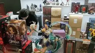 Gamescom 2024: Statues, Merch, Figures