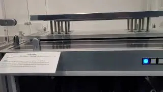 Pneumatic cylinders position control with piezo technology