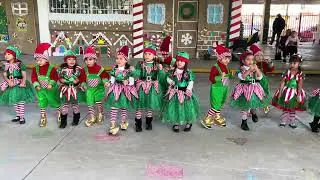 Palomita su primer festival Navideño 2025 4 años (No tengo los derechos de autor)