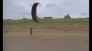 Bergen aan zee landing a kite